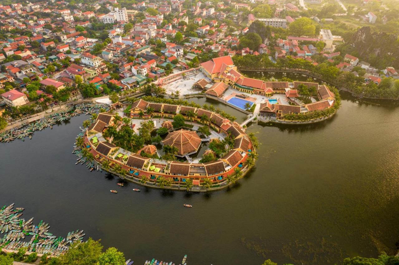 Emeralda Resort Tam Coc 닌빈 외부 사진